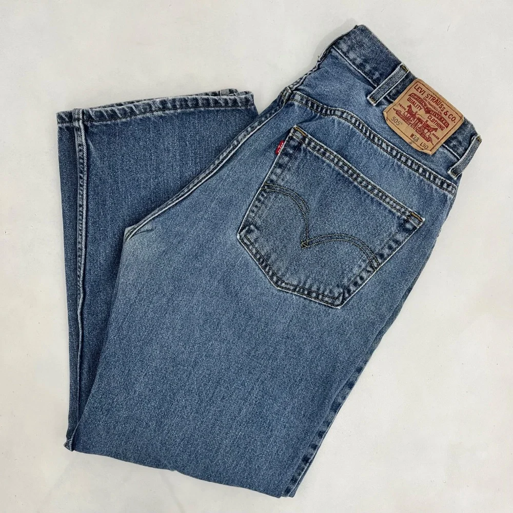 Levis levis 505